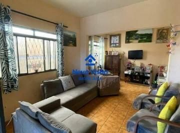 Casa · 208m² · 4 Quartos · 7 Vagas · Casa à venda, 4 quartos, 2 suítes, 7 vagas, Mercês - Uberaba/MG