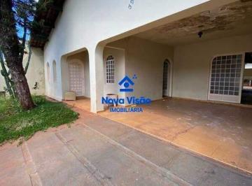 Casa · 199m² · 3 Quartos · 4 Vagas · Casa à venda, 3 quartos, 1 suíte, 4 vagas, Jardim Espírito Santo - Uberaba/MG