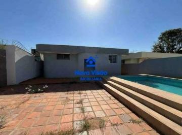 Casa · 225m² · 3 Quartos · 3 Vagas · Casa à venda, 3 quartos, 1 suíte, 3 vagas, Santa Marta - Uberaba/MG