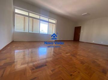 Apartamento · 250m² · 3 Quartos · Excelente apartamento no Centro