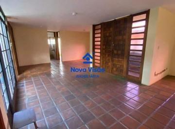 Casa · 436m² · 5 Quartos · 8 Vagas · Casa à venda, 5 quartos, 2 suítes, 8 vagas, Centro - Uberaba/MG