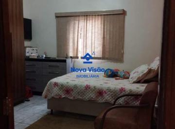 Casa · 250m² · 5 Quartos · 2 Vagas · venda