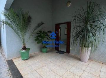 Casa · 381m² · 4 Quartos · 5 Vagas · Casa à venda, 4 quartos, 3 suítes, 5 vagas, Fabrício - Uberaba/MG