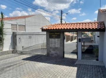 Casa de 4 quartos, Curitiba · CASA EM CONDOMÍNIO NO XAXIM: 3 QUARTOS (SUÍTE), AMPLA GARAGEM E QUINTAL COM CHURRASQUEIRA!