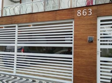 Casa · 2 Quartos · 1 Vaga · Casa em condomínio em Melvi