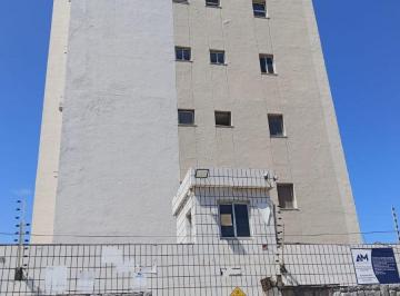 Apartamento de 3 quartos, Fortaleza · APARTAMENTO COM 95 m2, 3 quartos sendo 1 suíte, 1 vaga, Bairro: Praia Futuro