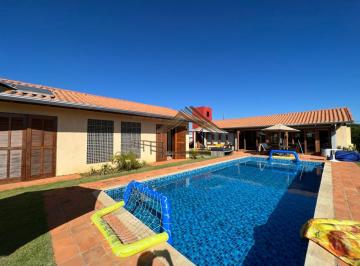 Casa de 3 quartos, Porangaba · Casa de condomínio térrea para venda , com terreno de 1.000m² e 3 quartos