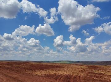 Foto 01 · EXCELENTE FAZENDA A VENDA NA REGIÃO DE ARARAQUARA - SP ?? Área Total: 1.947,20 Hectares ou 804,62
