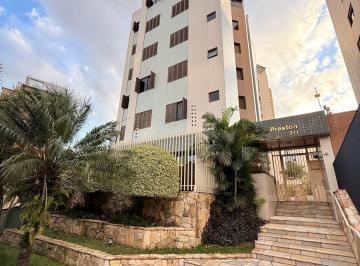 Apartamento de 3 quartos, Curitiba · Apartamento 3 quartos e duas vagas em excelente localização.