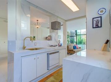 Casa de 3 quartos, São Paulo · Casa de 193 m² com 3 quartos (suítes) em aluguel no Alto da Boa Vista