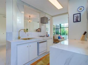 Casa de 3 quartos, São Paulo · Casa de 193 m² com 3 quartos (suítes) em aluguel no Alto da Boa Vista