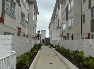 Apartamento de 2 quartos, Curitiba · Apartamento com gardem em condomínio clube