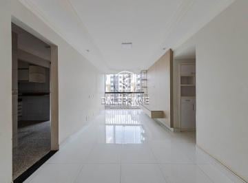 Apartamento de 3 quartos, Brasília · EXCELENTE APTO 3 QUARTOS REFORMADO NA AOS 8