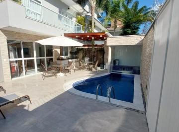 Foto 01 · Casas para Alugar Temporada Juquehy - (Canto direito) pertinho da praia, 5 suítes, piscina aquecida,