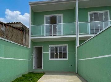 Foto 01 · Sobrado à venda em Curitiba-PR, bairro Campo de Santana! 2 quartos, 1 sala, 1 banheiro, 1 vaga de ga