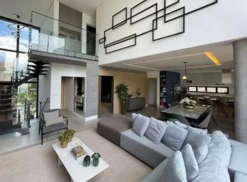 Casa de 3 quartos, São José dos Campos · Excelente casa à venda em Alphaville com suítes, tendo 350m²