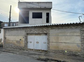Casa de 3 quartos, Rio de Janeiro · Vendo Casa Duplex no Magarça; próximo ao Park Shoppi