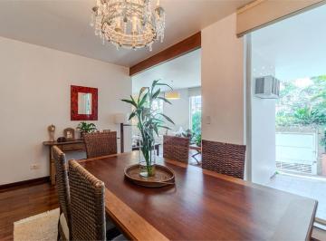 Casa de 3 quartos, São Paulo · Casa Reformada com 232m² na Vila Madalena