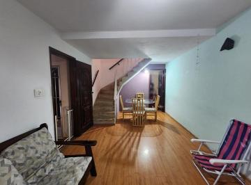 Casa de 2 quartos, São Paulo · Butantã | 121m² | 2 Dormitórios | Edícula com Banheiro | 2 Vagas