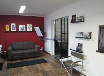 Casa · 235m² · 3 Quartos · 3 Vagas · Sobrado Bairro Saúde. 235 m² , 3 dormitórios, 300 metros do metrô Praça da Arvore