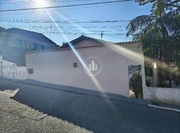 Casa · 140m² · 4 Quartos · 2 Vagas · Casa 4 Quartos - Centro Histórico - São José