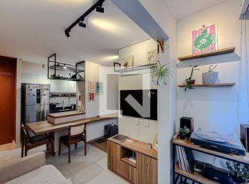 Este apartamento de 51 metros quadrados oferece uma excelente oportunidade para · Apartamento à Venda - Cambuci, 2 Quartos, 51 m2