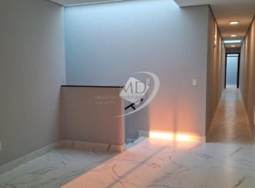 Casa · 140m² · 3 Quartos · 3 Vagas · Assobradada à venda, área construção 180m, área 140m, 3 dormitórios, 3 suítes, 3 vagas de garagem.