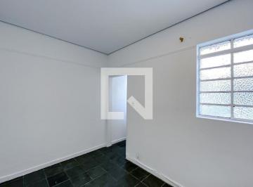 Este encantador apartamento de 1 quarto está localizado na vibrante cidade de Sã · Apartamento à Venda - Belém, 1 Quarto, 85 m2