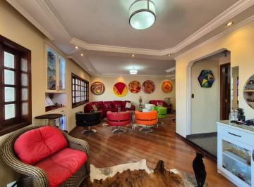 IMG_20260617_105244_000.jpeg · Espetacular casa para venda em Parque São Domingos com 3 quartos, sendo 1 suíte, 313m² - remaxfront#