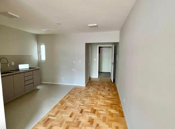 Vende excelente apto de 01 dorm, todo reformado, elétrica e hidráulica novas, es · Lindo apto de 01 dorm, com 40,5 m2, no Passo da Areia, próximo ao Shopping Wallig