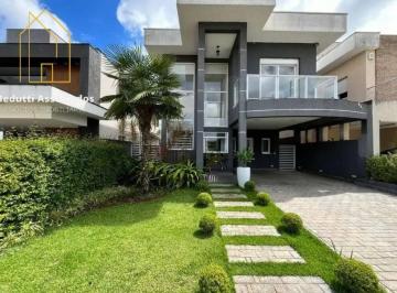 Casa · 245m² · 5 Quartos · 4 Vagas · Casa Impecável com 5 dormitórios, 4 vagas de garagem e piscina