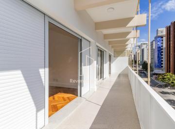 Apartamento · 202m² · 3 Quartos · 1 Vaga · Imperdível apartamento à venda em Santa Cecília, São Paulo-SP: 3 quartos, 1 suíte, 2 salas, 3 banhei