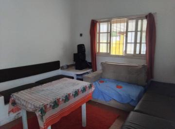 Casa de 2 quartos, Praia Grande · CASA SEMI ISOLADA, OTIMA LOCALIZAÇÃO PERFEITO PARA VOCE QUE BUSCA QUALIDADE E CONFORTO!