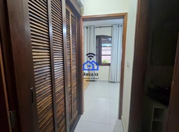 img1 · Casa à venda com 5 dormitórios sendo 3 suítes, piscina e área gourmet no bairro Caputera em Caraguat