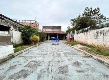 img1 · Casa à venda com um dormitório, sala, cozinha, banheiro, lavanderia e quintal espaçoso no bairro do 