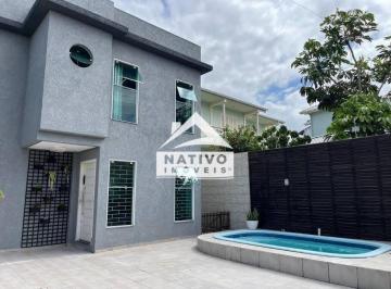 Casa · 107m² · 3 Quartos · 2 Vagas · Sobrado no Ingleses localizado em rua calçada