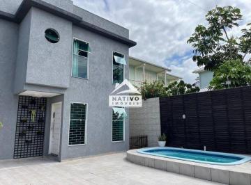 Casa · 107m² · 3 Quartos · 2 Vagas · Sobrado no Ingleses localizado em rua calçada