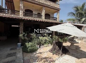 Casa · 480m² · 4 Quartos · 6 Vagas · Casa com Anexo, Piscina e 6 Vagas à Venda em Itaipuaçu | 4 Quartos e Amplo Quint