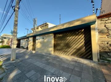 Casa · 170m² · 4 Quartos · 2 Vagas · Excelente casa com 4 quartos à venda na Avenida João de Barros, no Bairro Petróp
