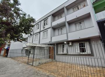 Apartamento · 62m² · 2 Quartos · Apartamento de 2 quartos com sacada na Azenha