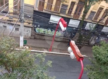 Apartamento de 1 quarto, São Paulo · APARTAMENTO Á VENDA NA LIBERDADE PROXIMO AO METRO SÃO JOAQUIM COM 2 DORMS E 1 VAGA DE GARAGEM