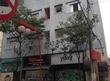 Apartamento de 1 quarto, São Paulo · APARTAMENTO Á VENDA NA LIBERDADE PROXIMO AO METRO SÃO JOAQUIM COM 2 DORMS E 1 VAGA DE GARAGEM
