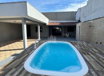 0fe7fb88-834d-4f8b-8915-e8b89b0f53e7-17816370167403.jpg · Casa mobiliada para locação anual em Balneário Camboriú com piscina privativa