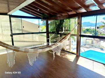 71866684_i861t92bE7OH8d76w54_718666846a3192622ef03.jpg · Casa à Venda com 5 quartos no Bairro Abraão, em Florianópolis/SC.