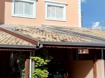 Casa de 2 quartos, Campo Limpo Paulista · Sobrado com Churrasqueira e 2 Vagas em Condomínio Fechado | Residencial Califórnia