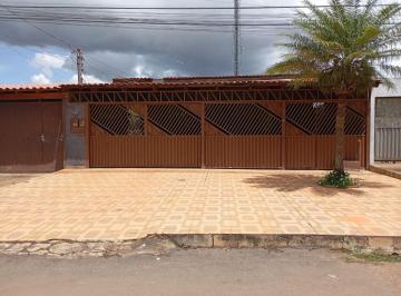 Casa de 6 quartos, Planaltina · Casa Térrea 4 quartos