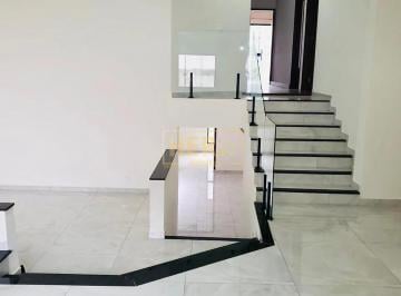 Casa · 411m² · 3 Quartos · 4 Vagas · Casa 3 Quartos com 1 Suíte - Jardim da Serra