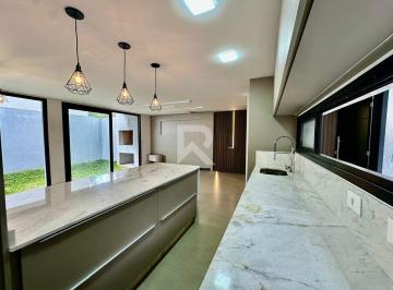 Casa · 194m² · 3 Quartos · 2 Vagas · Casa em Condomínio com Vista Livre, 3 Quartos e 2 Vagas à Venda, 194 m² - Santa Felicidade - Curitib