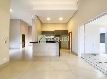 Casa · 211m² · 3 Quartos · 4 Vagas · Casa térrea com 3 quartos, 3 suítes para alugar no Quinta de São José, Ribeirão Preto/SP