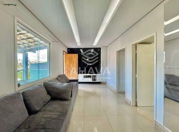 Casa · 71m² · 3 Quartos · 1 Vaga · Casa com 3 Quartos disponível para locação, com aproximadamente 90m², Santa Mônica